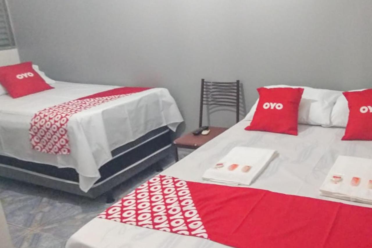 Oyo Hotel Esplanada, Brasília Buitenkant foto
