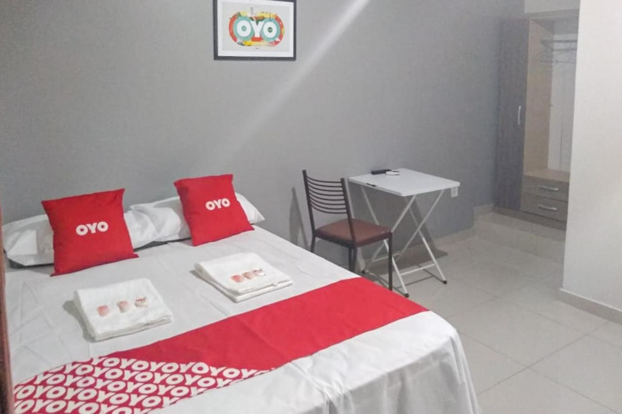 Oyo Hotel Esplanada, Brasília Buitenkant foto